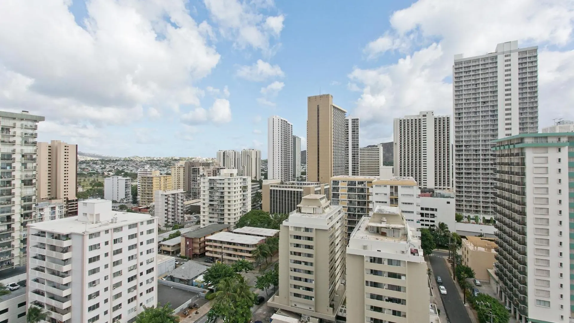 Stylish 1-Br Condo With Breathtaking Ocean Views Honolulu 0*,  United States